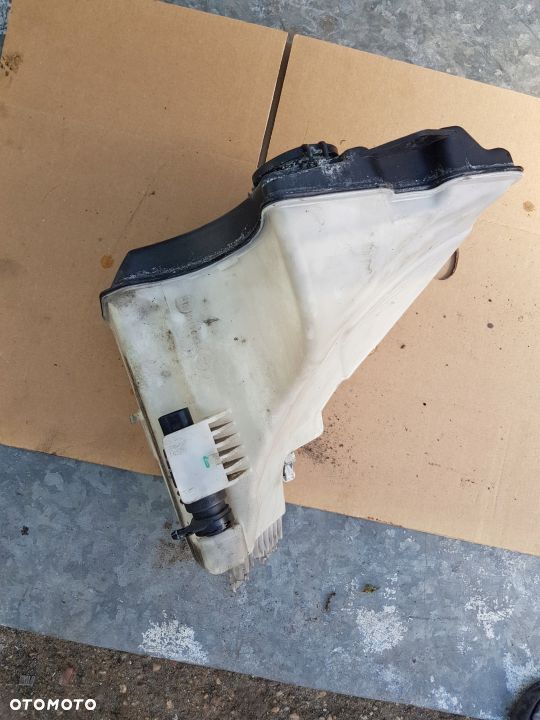 Zbiorniczek Spryskiwaczy kompletny do BMW E46 COUPE CABRIO - 1