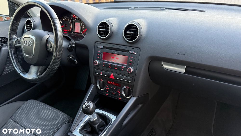 Audi A3 Sportback 1.4 TFSI Ambition - 7