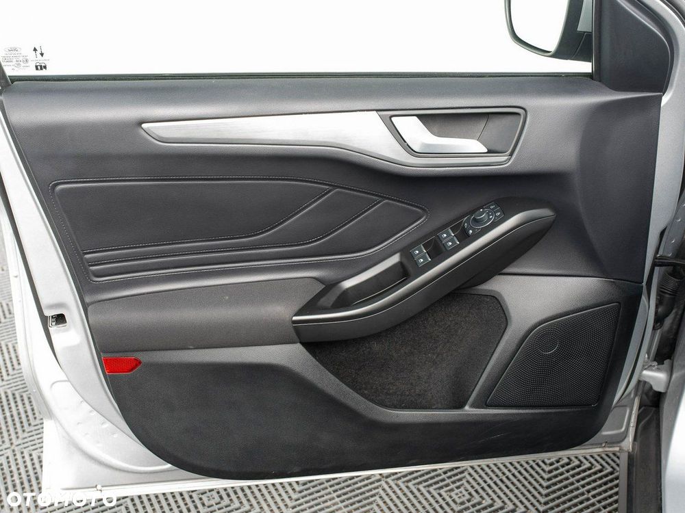 Ford Focus - 11