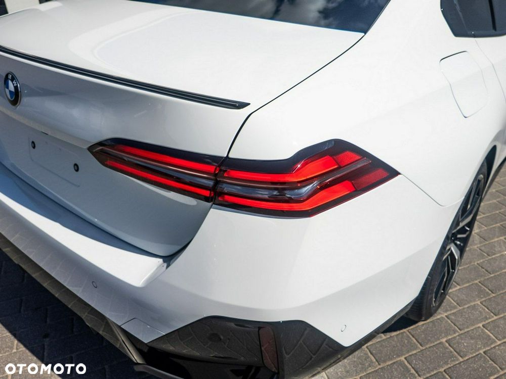 BMW Seria 5 - 11