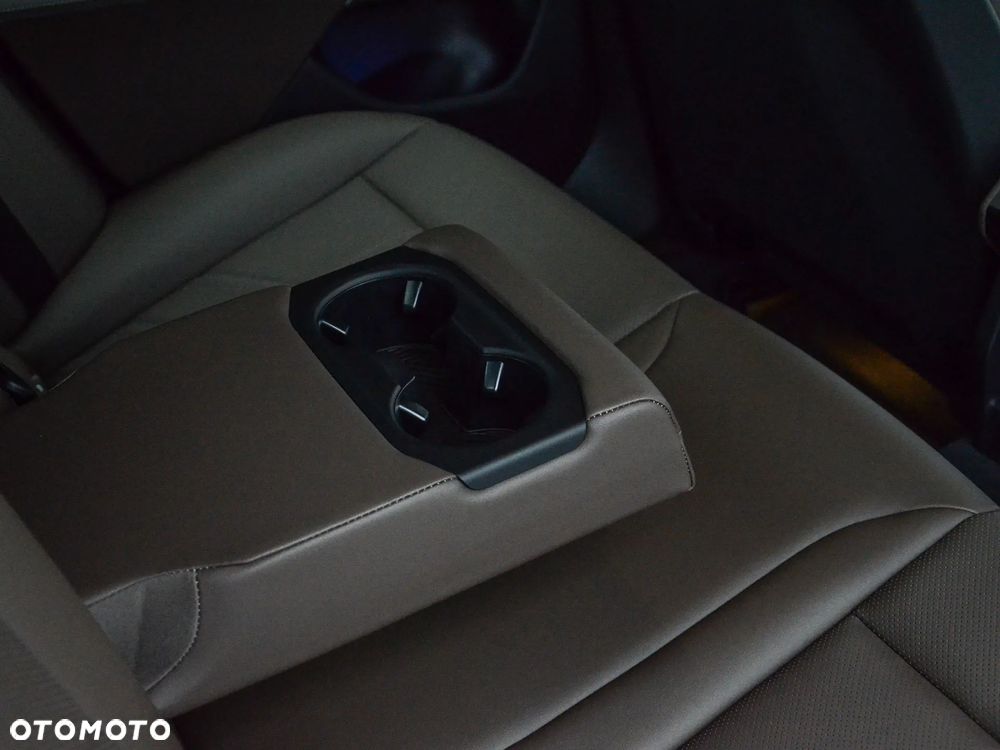 BMW Seria 5 520d xDrive mHEV M Sport - 26