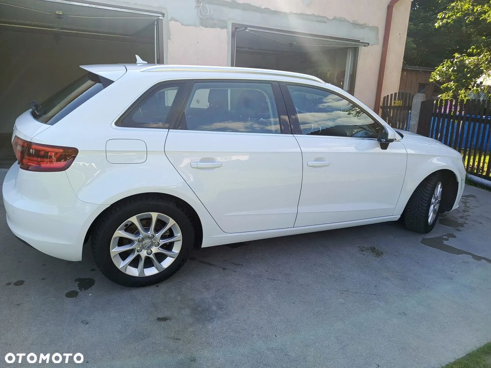Audi A3 Sportback 2.0 TDI (clean diesel) quattro Attraction - 6