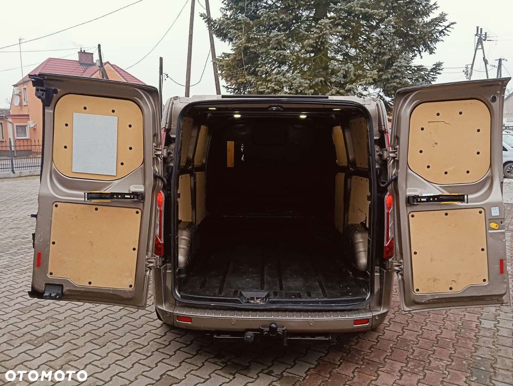 Ford Transit Custom - 10