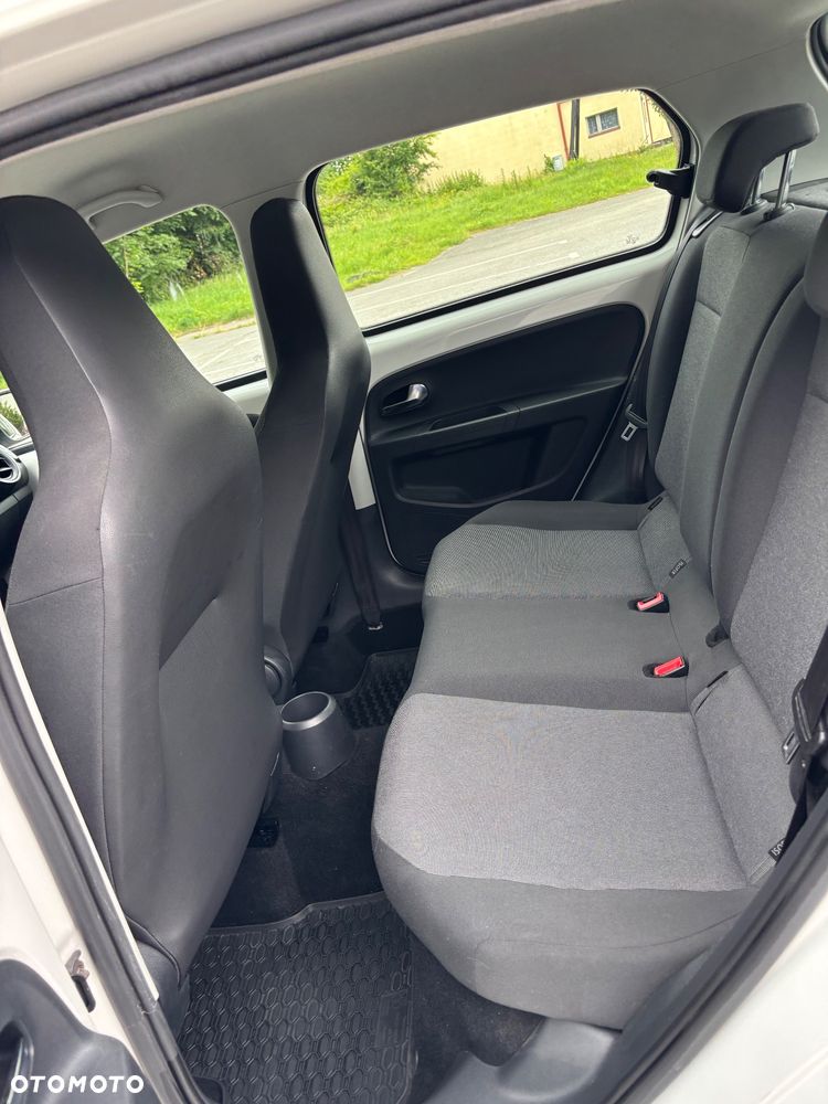 Volkswagen up! 1.0 move - 7