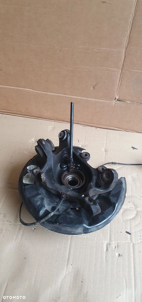 Zwrotnica piasta prawy tył tylna prawa BMW 3 F30 F31 1.5 - 6