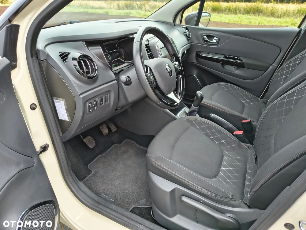 Renault Captur (ENERGY) TCe 90 BOSE EDITION - 10