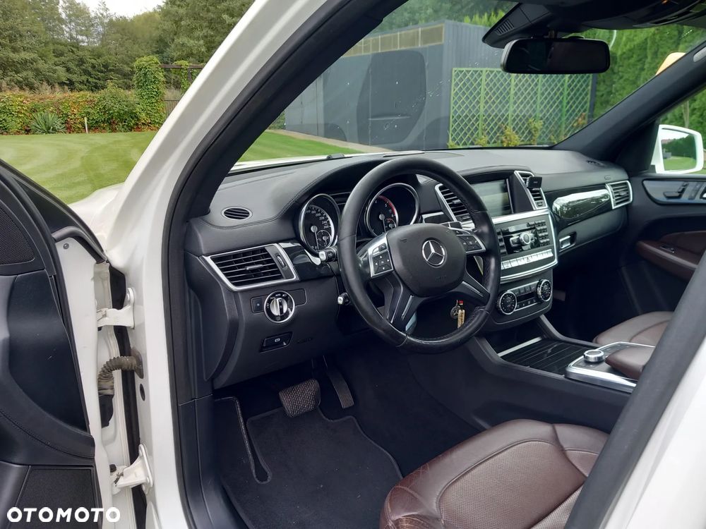 Mercedes-Benz GL 350 BlueTec 4-Matic - 8