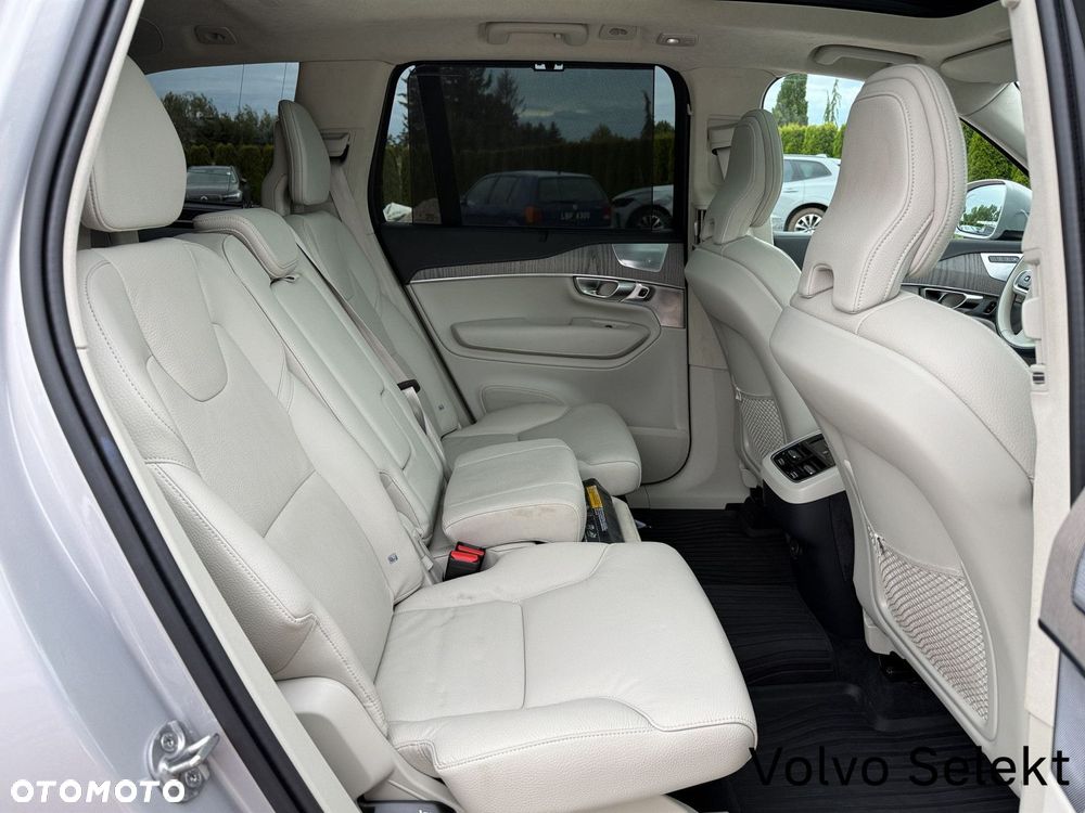 Volvo XC 90 - 24