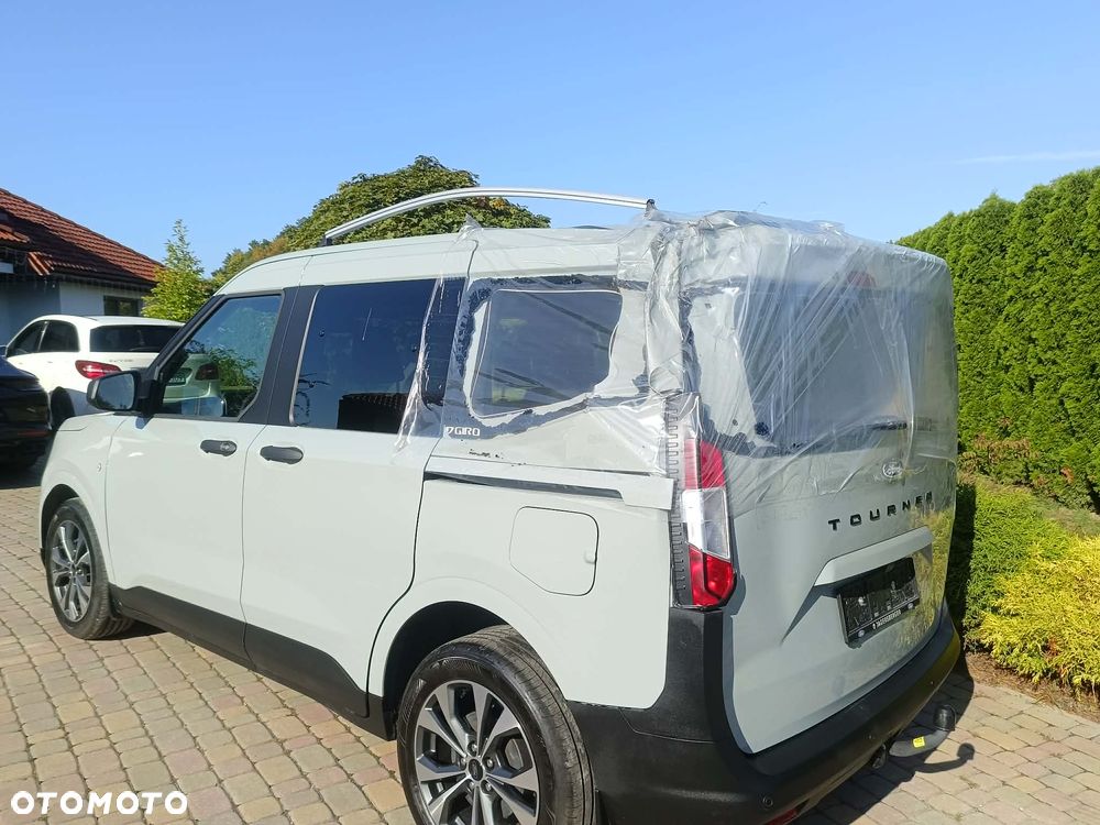 Ford Tourneo Courier 1.0 EcoBoost Trend - 9
