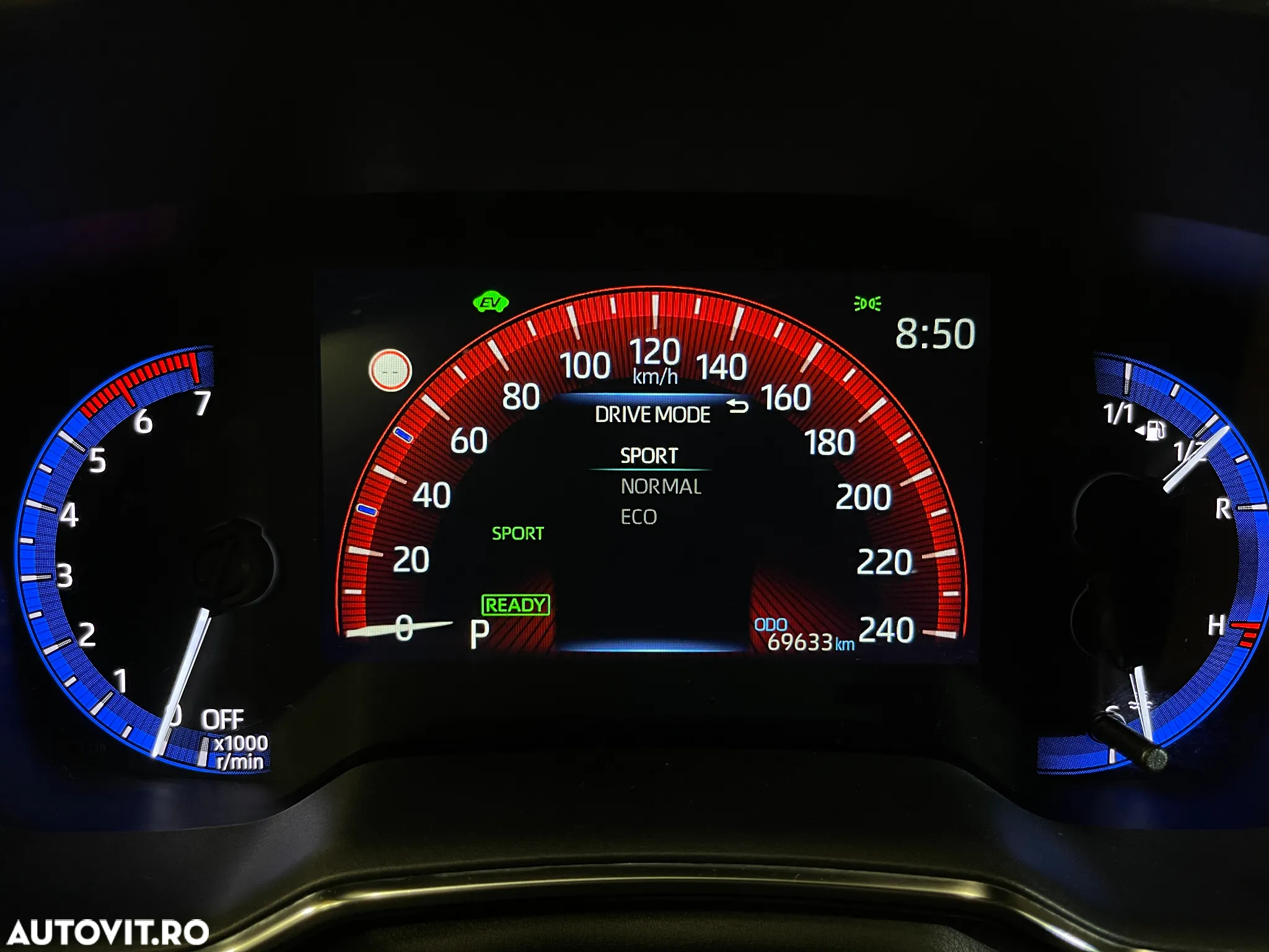 Toyota Corolla 1.8 HSD TS Dynamic - 26