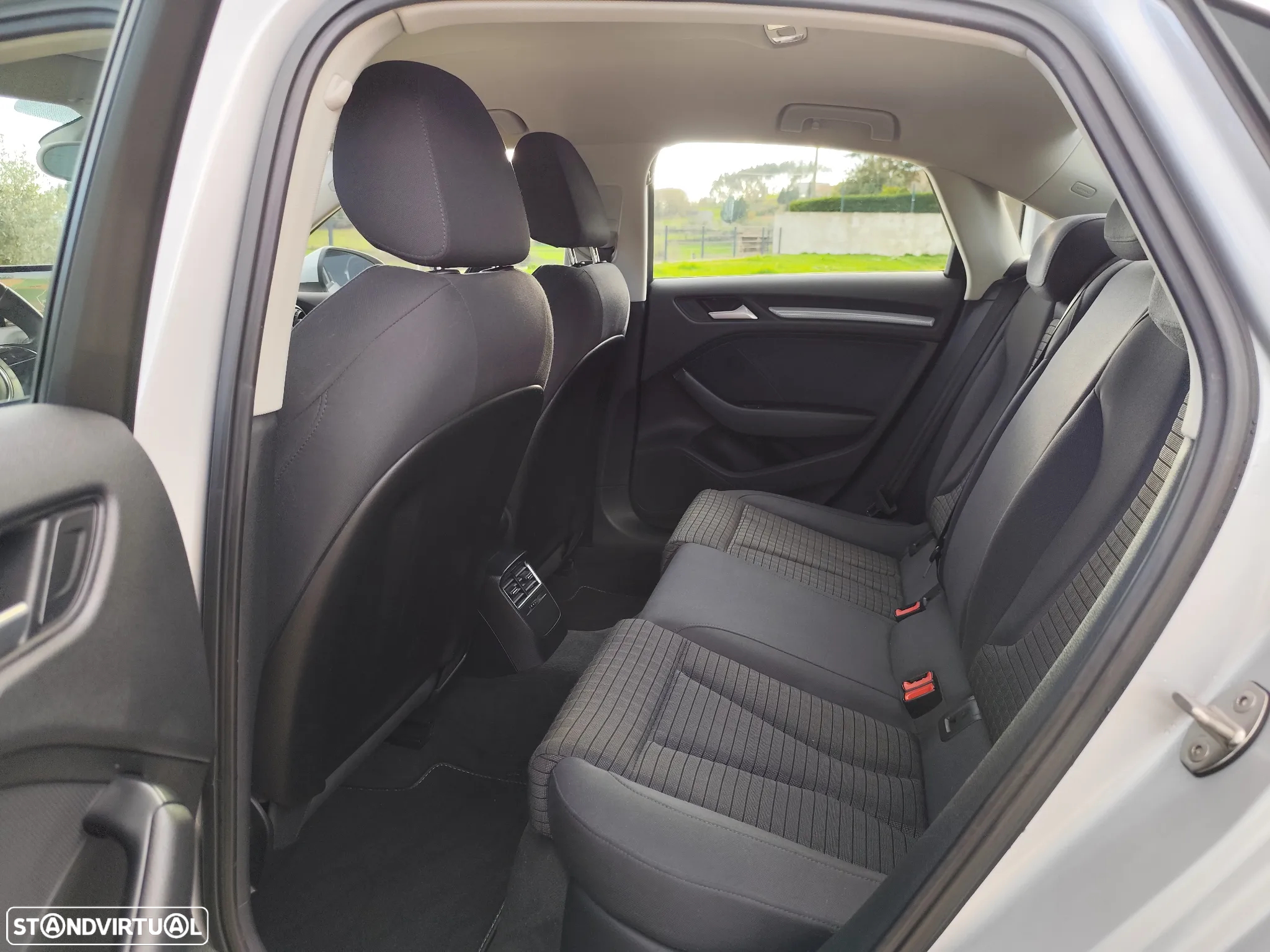 Audi A3 Limousine 2.0 TDI S-line - 18