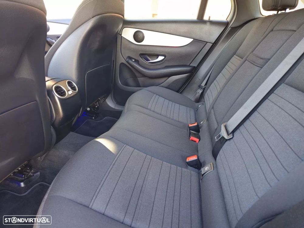 Mercedes-Benz GLC 300 de 4Matic - 12