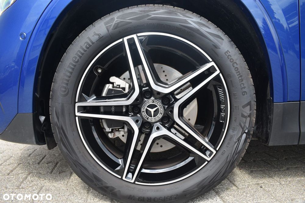 Mercedes-Benz GLA 200 AMG Line - 11