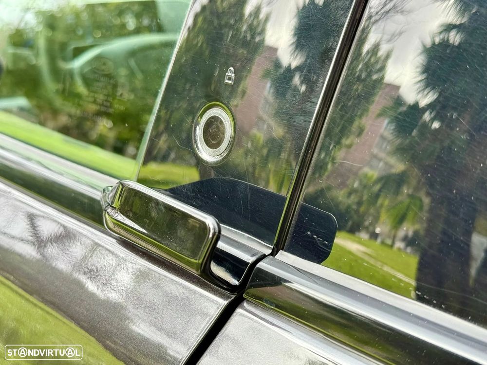 Ford Mustang Mach-E AWD GT - 35