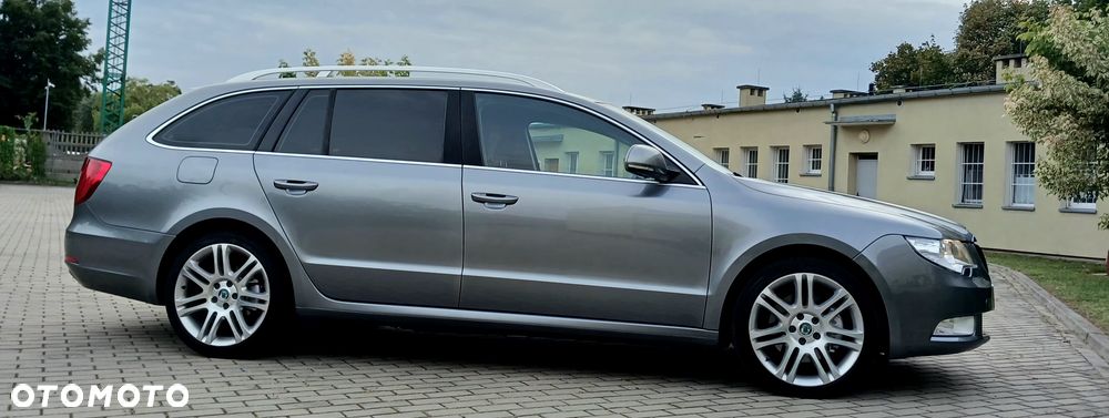 Skoda Superb 2.0 TDI DSG Ambition - 3