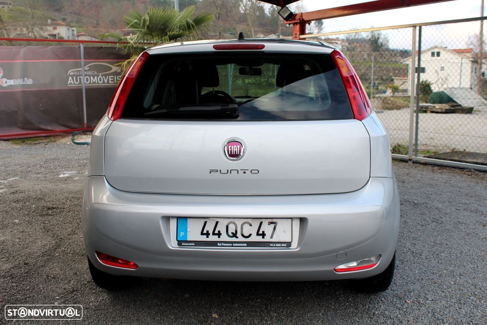 Fiat Punto 1.3 M-Jet Lounge S&S - 12