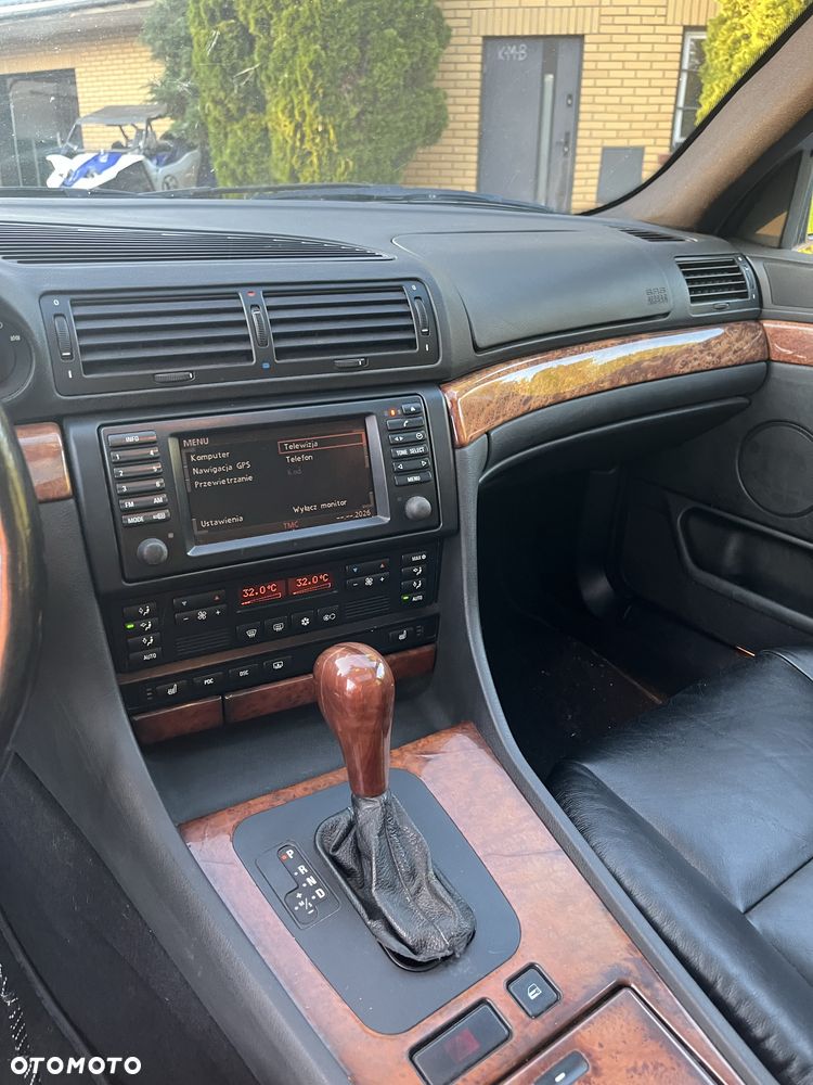 BMW Seria 7 - 6