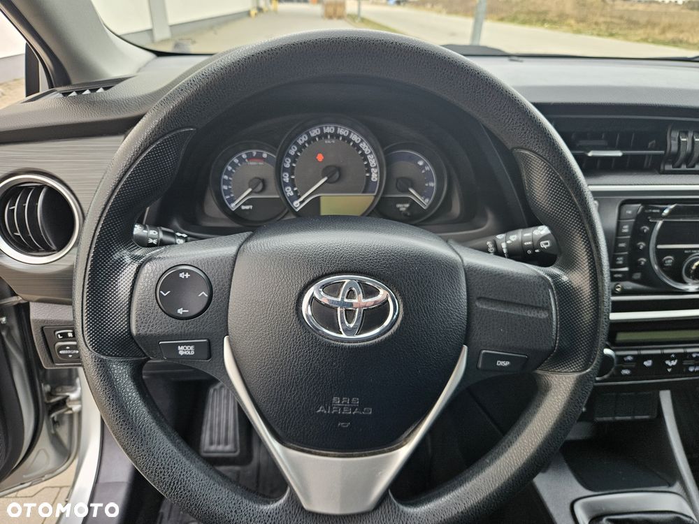 Toyota Auris 1.33 Dual-VVT-i Comfort - 29