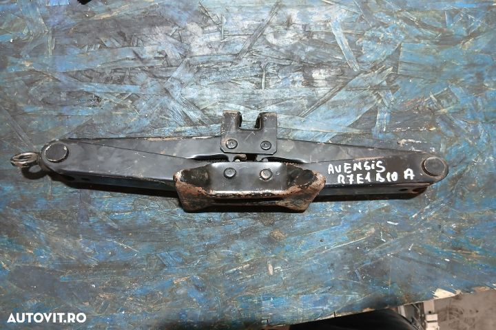 Cric 09111-05010 09111-05010 Toyota Avensis 2 T25 [facelift] [2006 - - 1