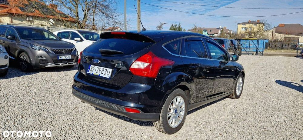 Ford Focus - 13