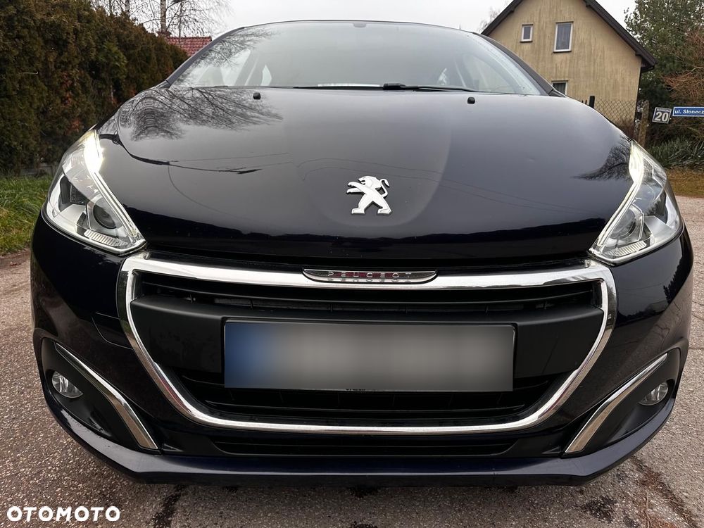 Peugeot 208 - 9