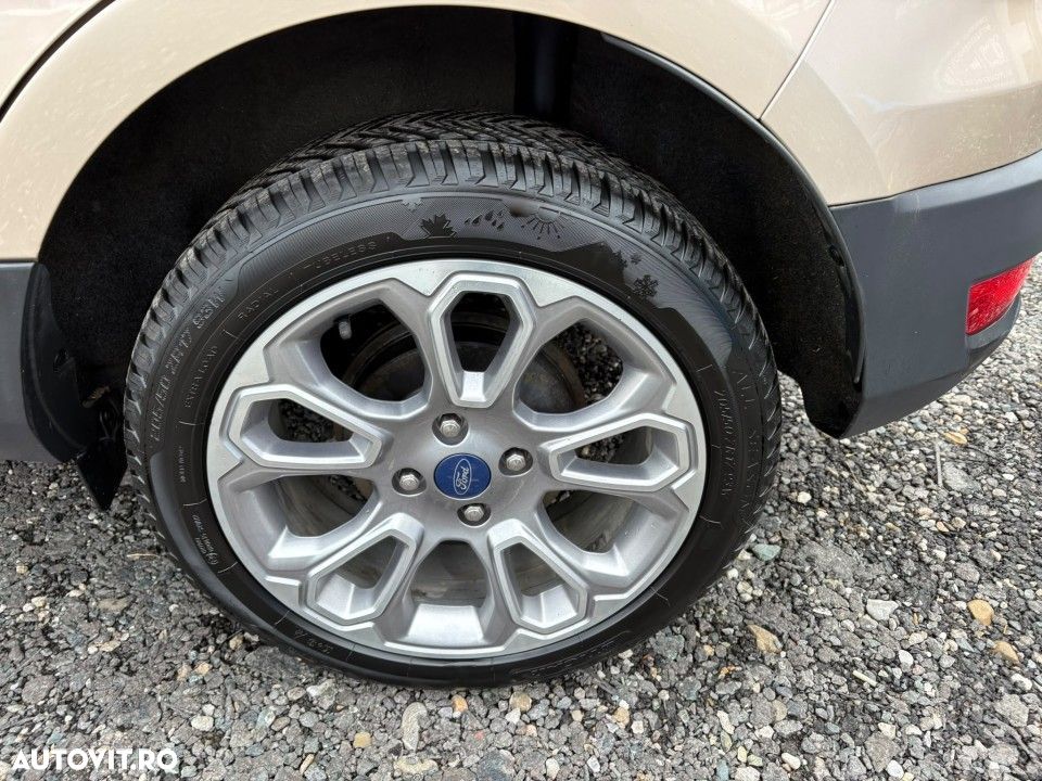 Ford EcoSport - 15