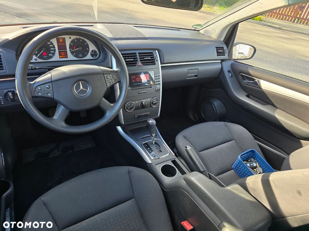 Mercedes-Benz Klasa B 200 Autotronic Special Edition - 11