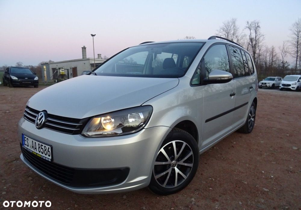 Volkswagen Touran - 15