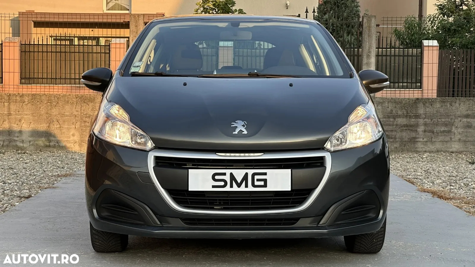 Peugeot 208 1.2 L PureTech Allure - 3
