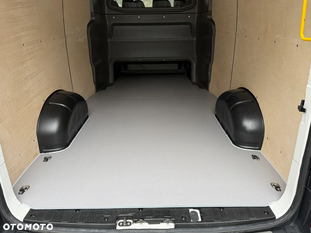 Volkswagen Crafter Brygadowy 7 osób / L4H2 / Oryginalna zabudowa VW / 2.0 TDI 140km / EURO6 / Najbogatsza wersja / FULL LED / Automatyczna skrzynia biegów / FV 23% - 21