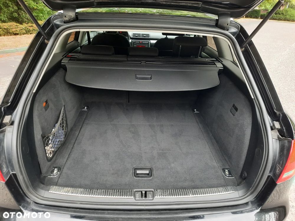Audi A4 Avant - 25
