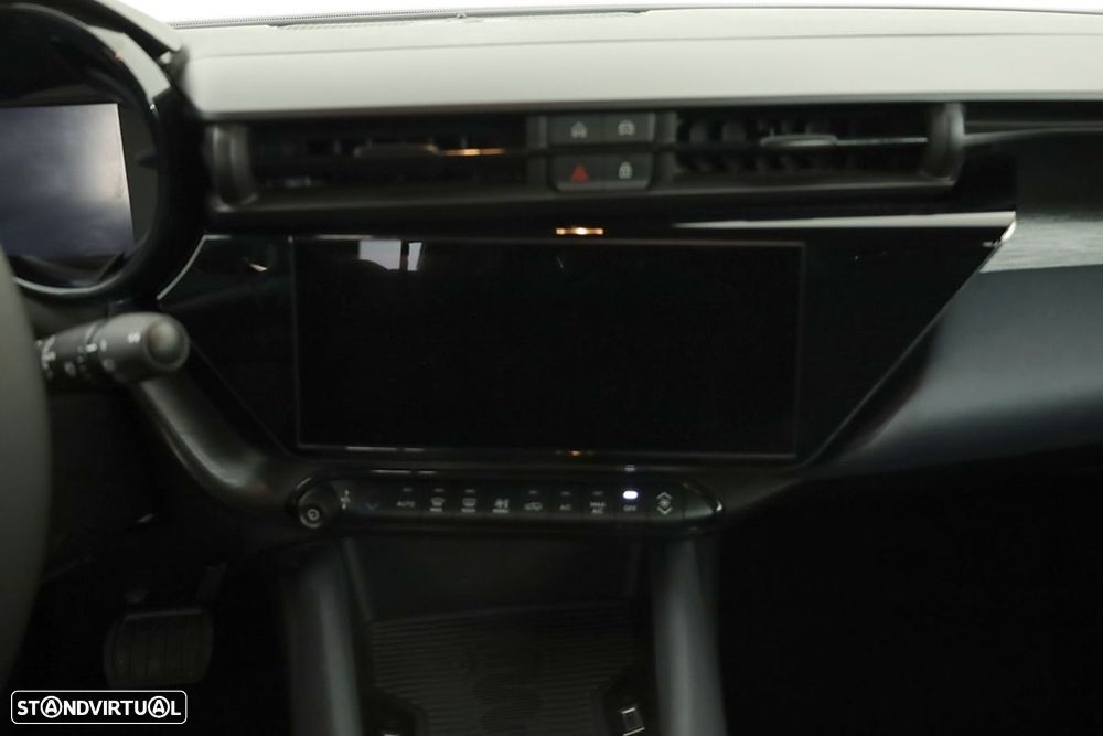 Alfa Romeo Junior Elletrica 50 kWh - 10