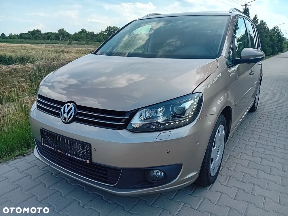 Volkswagen Touran - 9