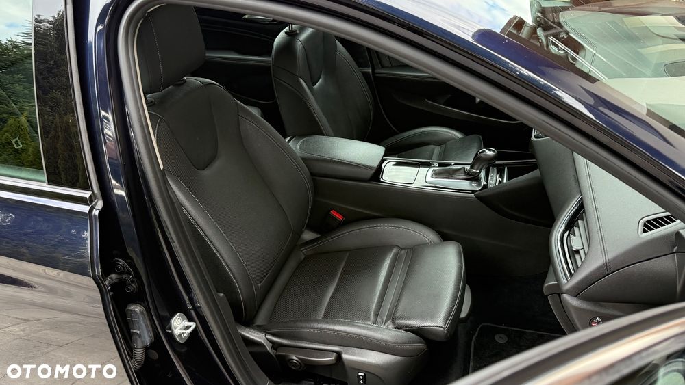 Opel Insignia 2.0 Automatik Business Edition - 32