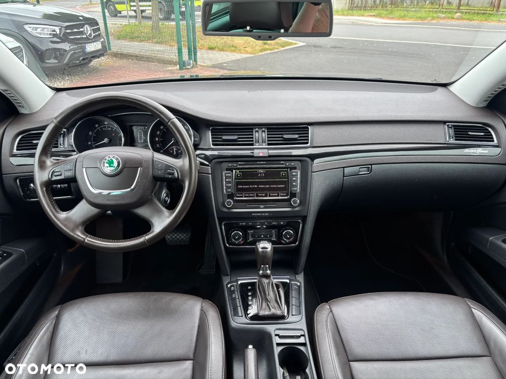 Skoda Superb 3.6 V6 4x4 DSG L&K - 18