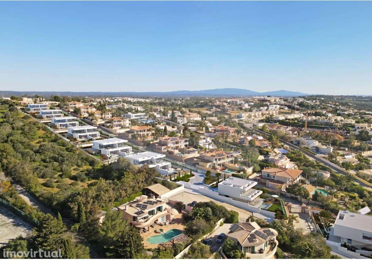 Moradia T3 com Piscina e Vista Mar na Praia da Luz, Lagos - Grande imagem: 2/22