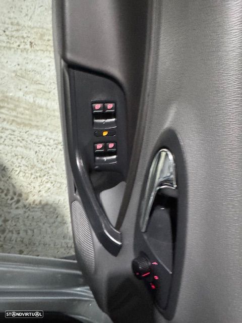 SEAT Ibiza 1.9 TDi Stylance DPF - 14