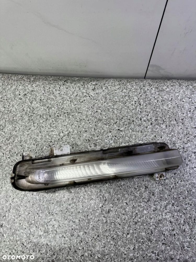 lampa przeciwmgielna prawa volvo v40 ii 2012-2018r 31290581 - 2