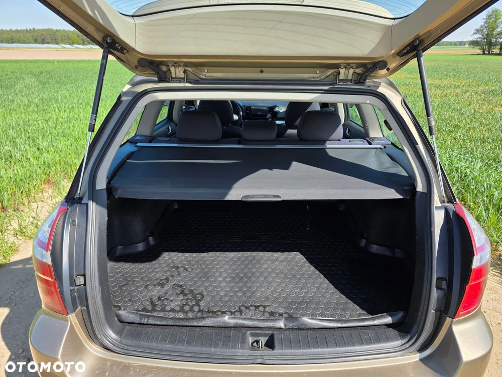 Subaru Outback - 30