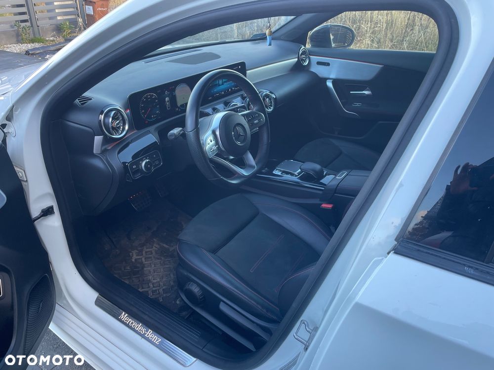 Mercedes-Benz Klasa A 200 AMG Line 7G-DCT - 8