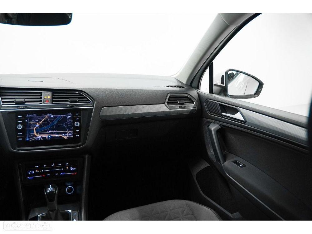 VW Tiguan - 24