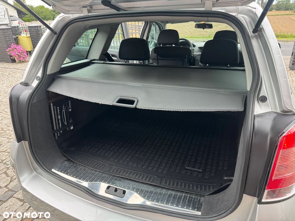 Opel Astra 1.8 Njoy - 35