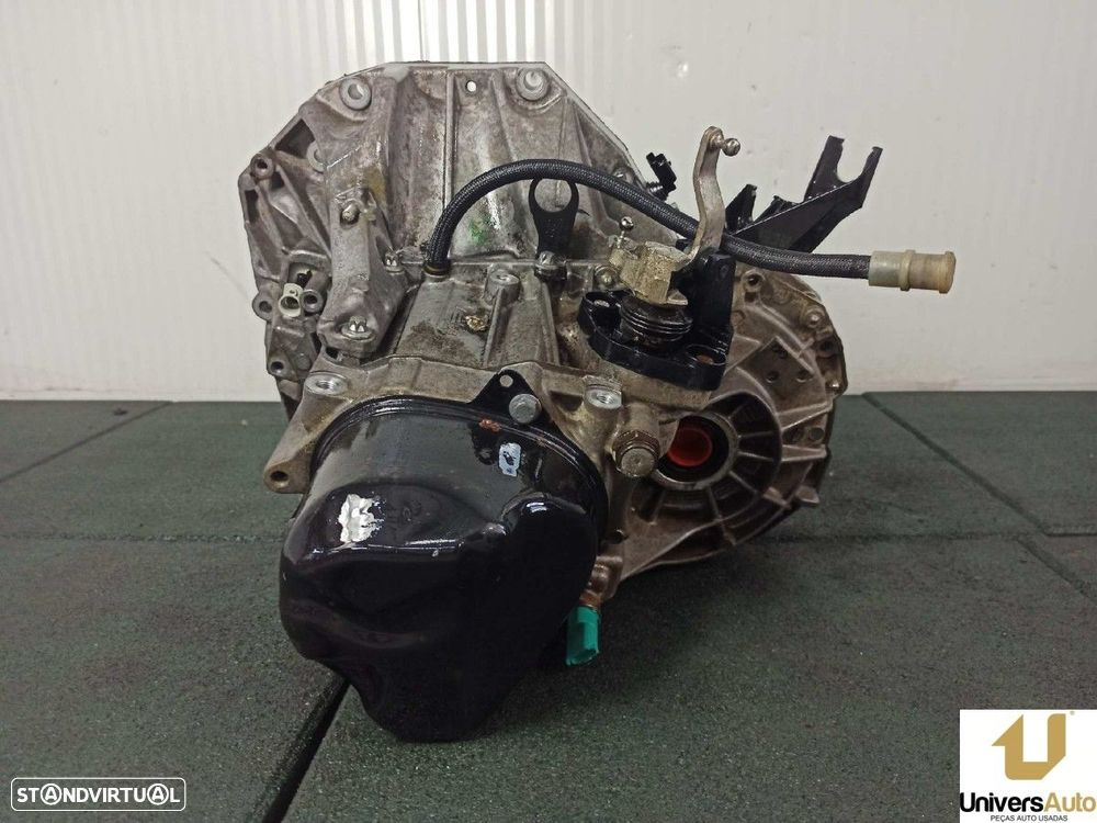CAIXA DE VELOCIDADES RENAULT CLIO III CONFORT DYNAMIQUE - 5
