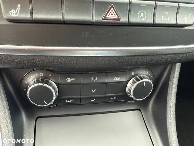 Mercedes-Benz CLA Shooting Brake 200 (CDI) d - 17
