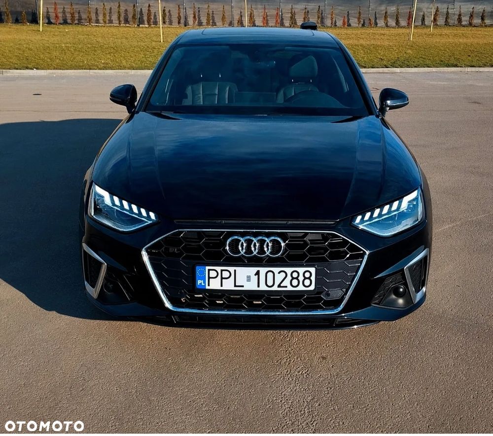 Audi A4 Limousine 35 TFSI S tronic S line - 1