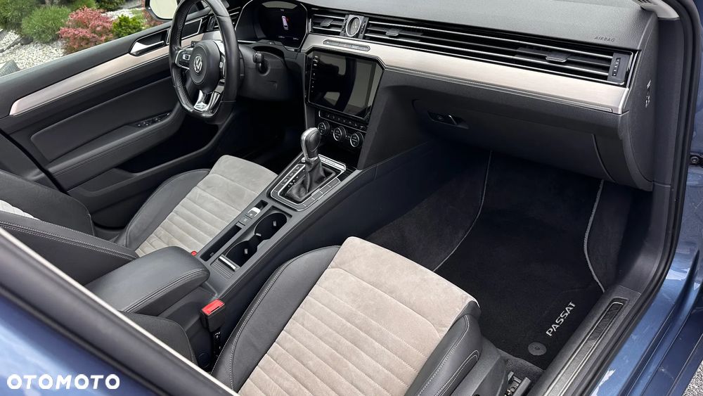 Volkswagen Passat Variant 2.0 TDI Bi-Turbo BMT 4Mot Highline DSG - 14