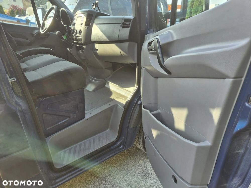 Volkswagen CRAFTER 140KM/ SKRZYNIOWY/ - 8