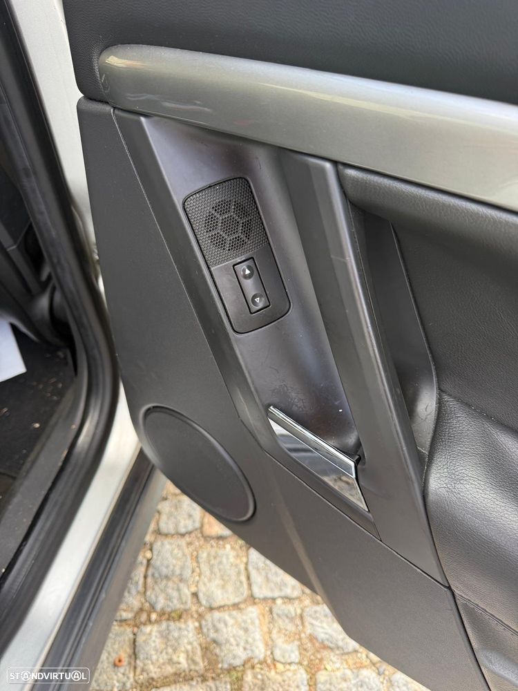 Opel Vectra 2.2 DTi Elegance - 4