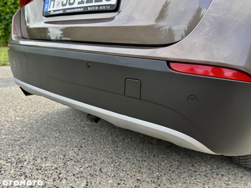 BMW X1 sDrive18i Sport Line - 17