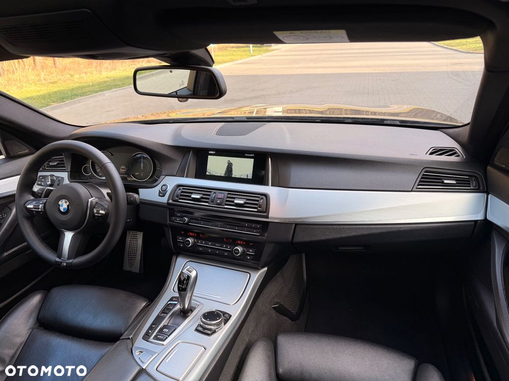BMW Seria 5 520d Sport-Aut - 11